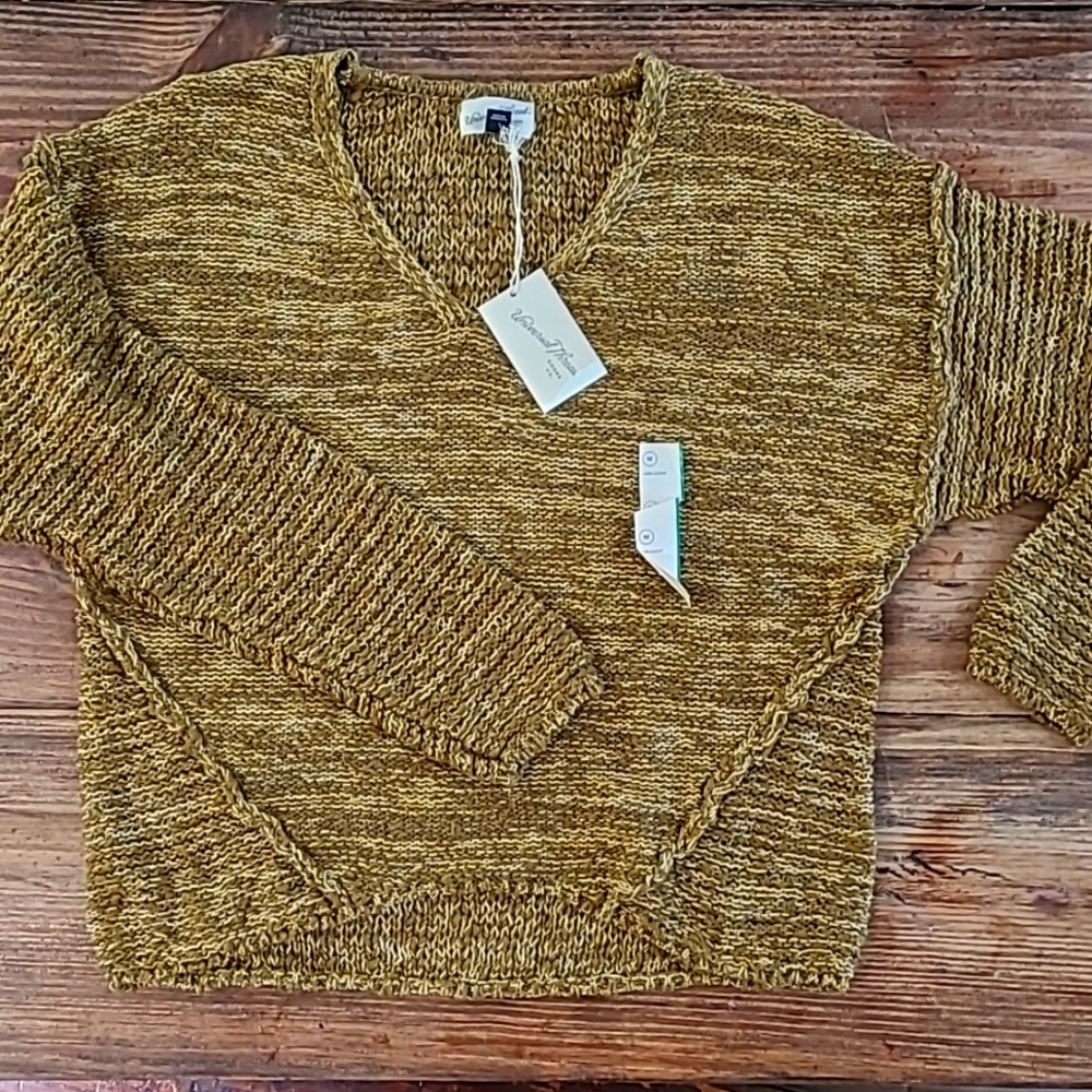 Woman sweater